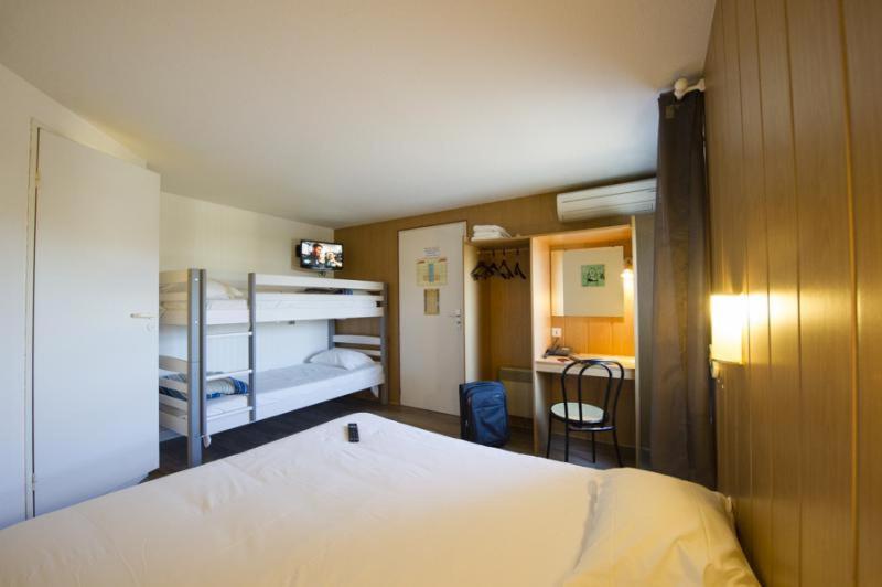 Brit Hotel Essentiel Pau Lescar Buitenkant foto
