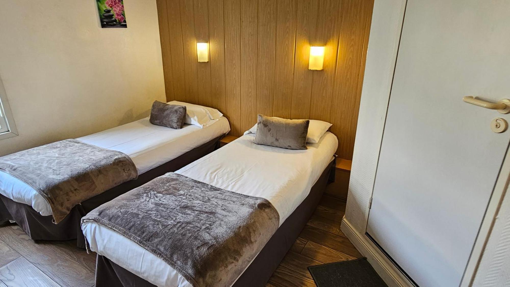 Brit Hotel Essentiel Pau Lescar Buitenkant foto